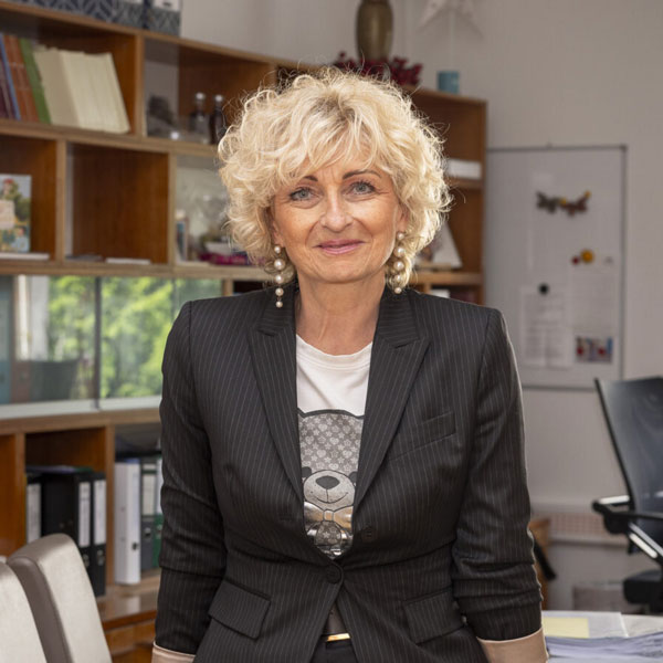 Margit t
